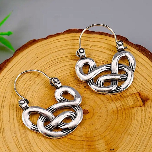 Silver Boho Geometric Irregular Dangle Earrings - Picture 4 of 6